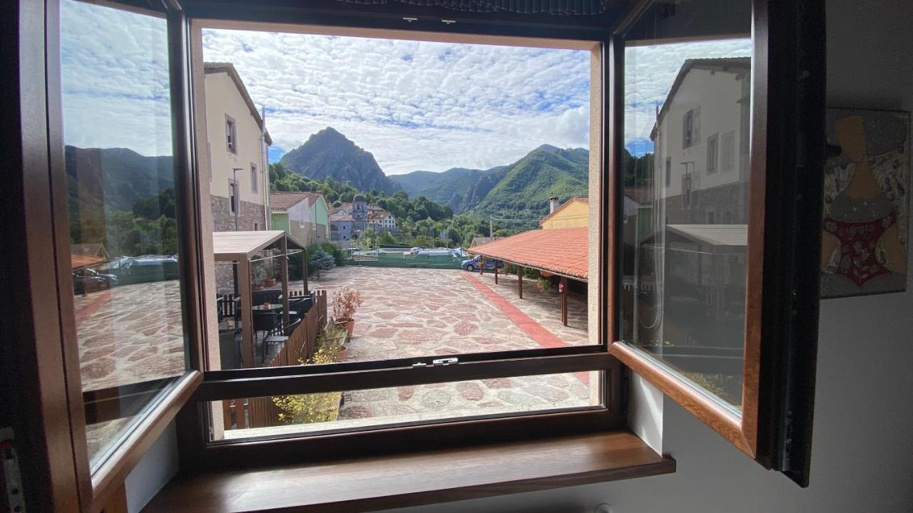 Hotel La Cuna Del Sella Oseja de Sajambre Exteriér fotografie