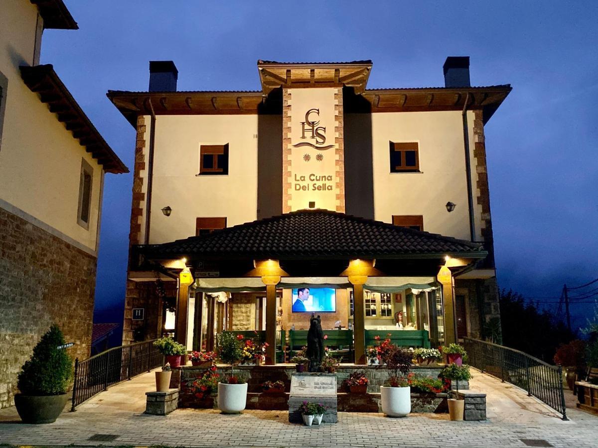 Hotel La Cuna Del Sella Oseja de Sajambre Exteriér fotografie
