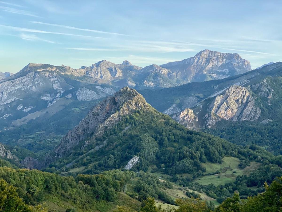 Hotel La Cuna Del Sella Oseja de Sajambre Exteriér fotografie